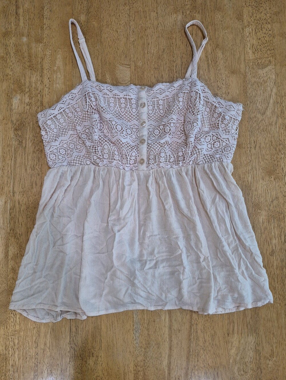 EUC Torrid light Pink Lace Bodice Spaghetti Strap Camisole Top Blouse